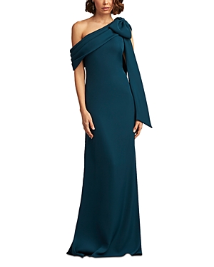  One-Shoulder Crepe Gown